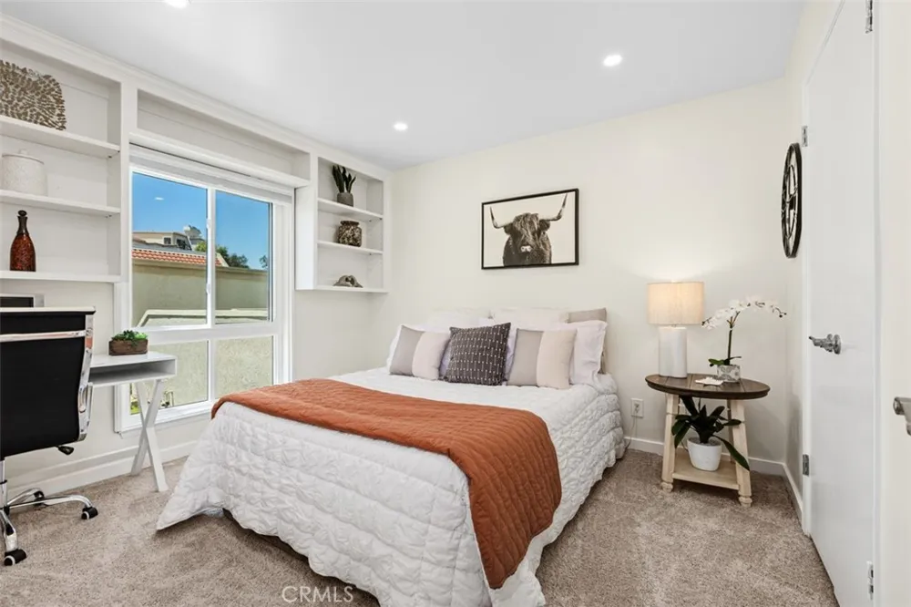 27808 Paguera Mission Viejo, CA 92692