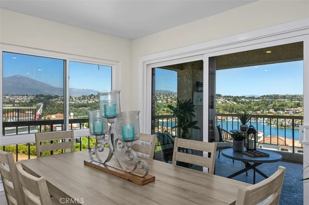 27808 Paguera Mission Viejo, CA 92692