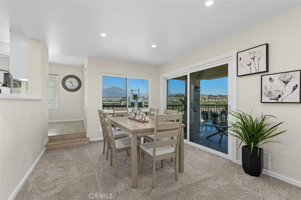 27808 Paguera Mission Viejo, CA 92692