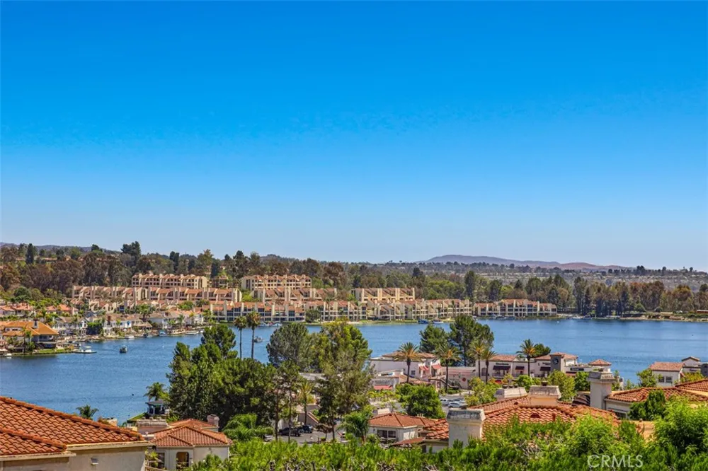 27808 Paguera Mission Viejo, CA 92692