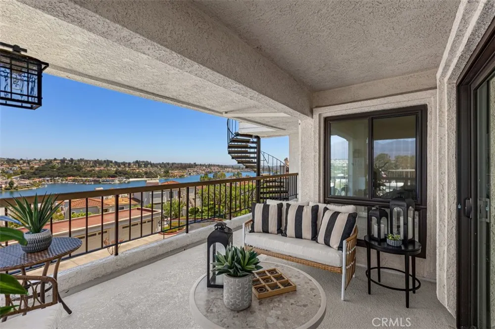 27808 Paguera Mission Viejo, CA 92692