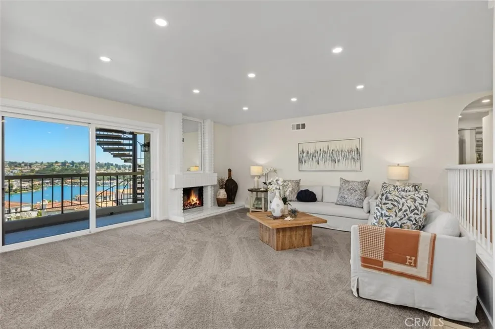 27808 Paguera Mission Viejo, CA 92692