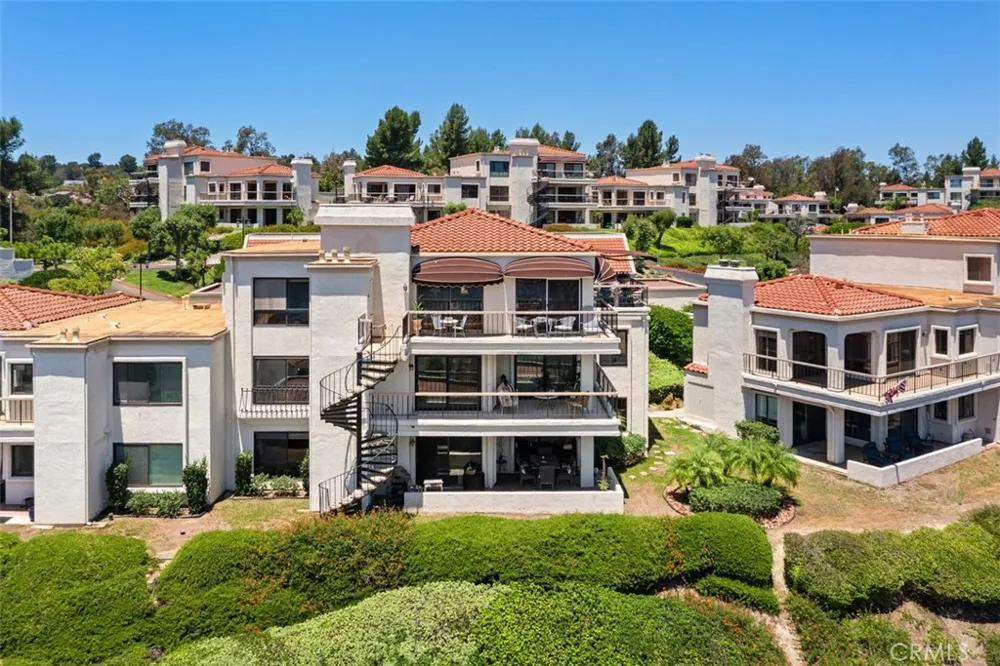 27808 Paguera Mission Viejo, CA 92692