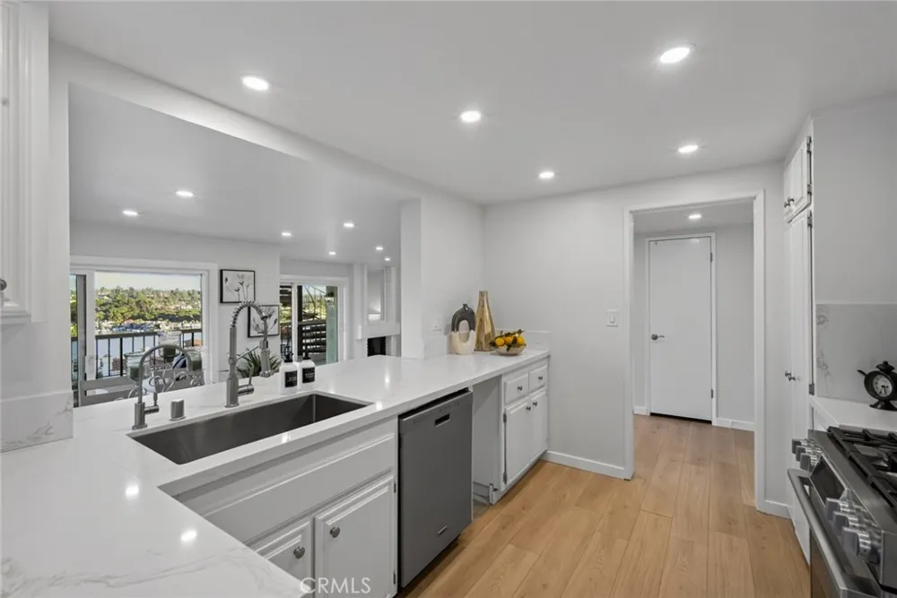 27808 Paguera Mission Viejo, CA 92692