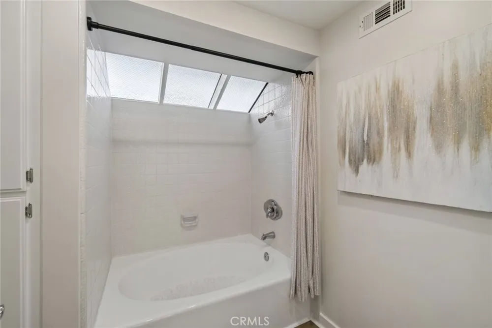 27808 Paguera Mission Viejo, CA 92692