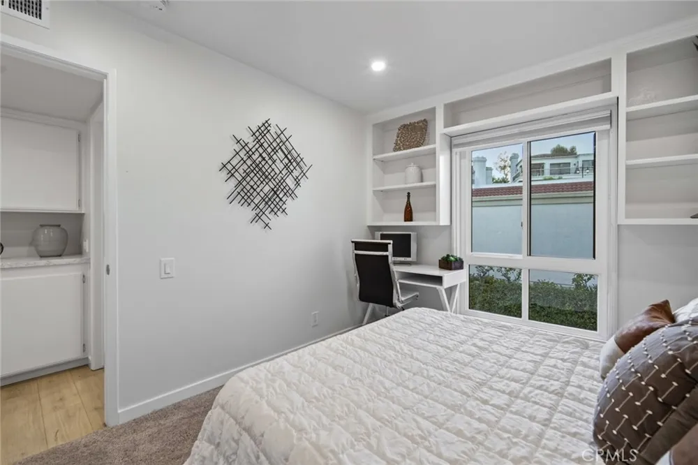 27808 Paguera Mission Viejo, CA 92692