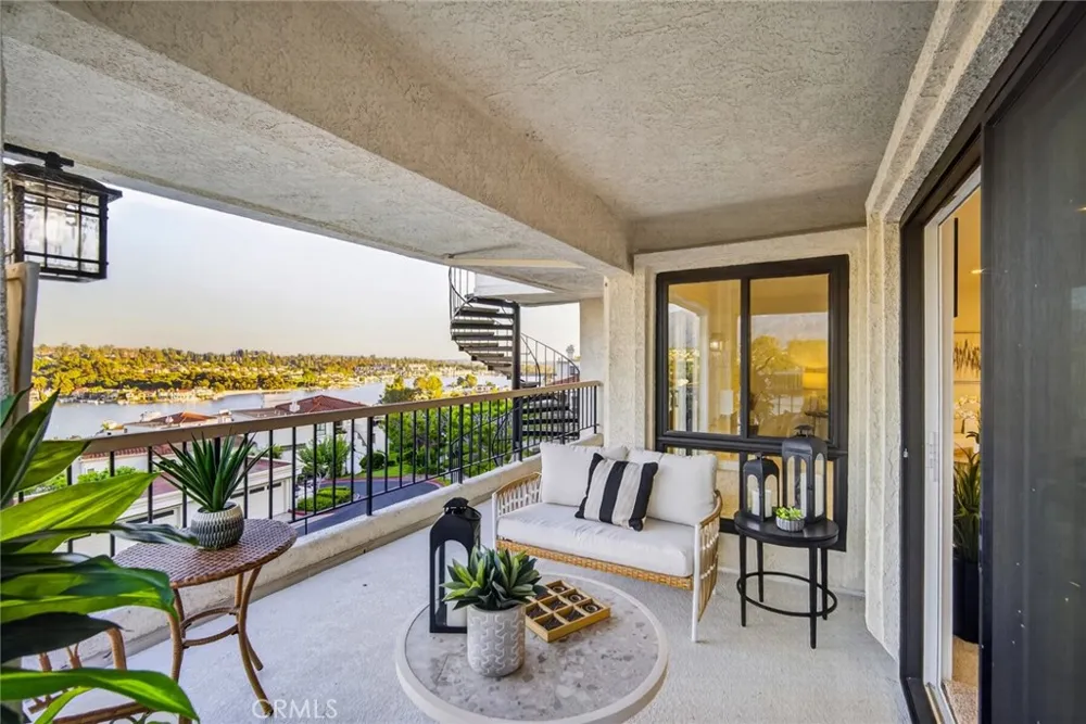 27808 Paguera Mission Viejo, CA 92692