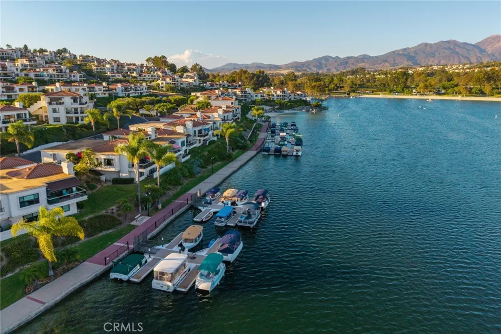 27808 Paguera Mission Viejo, CA 92692