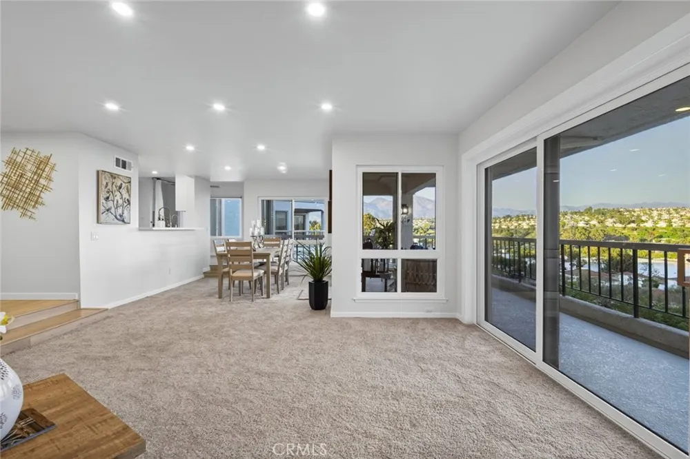 27808 Paguera Mission Viejo, CA 92692