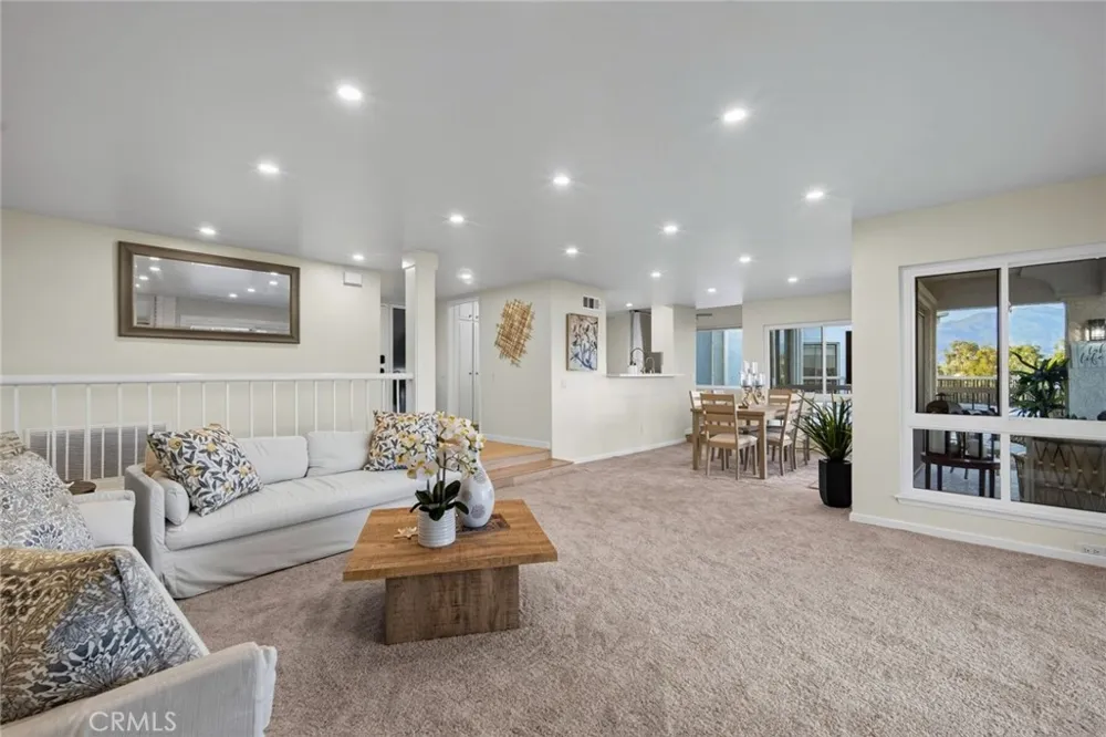 27808 Paguera Mission Viejo, CA 92692