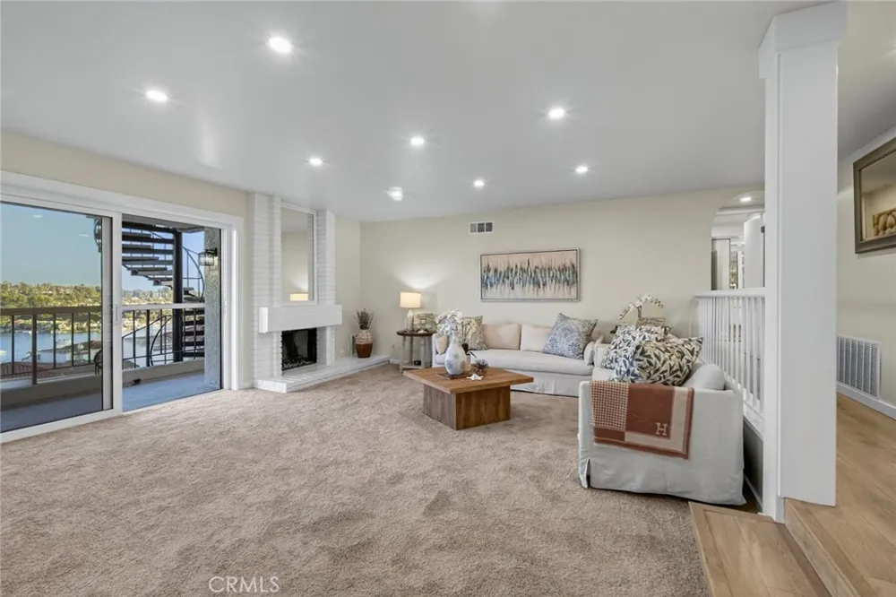 27808 Paguera Mission Viejo, CA 92692