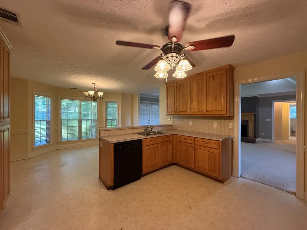 8028 Orchard Hill Drive Midland, GA 31820