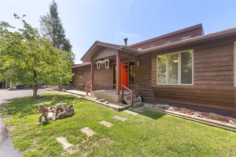 597 Chinquapin Mountain Road