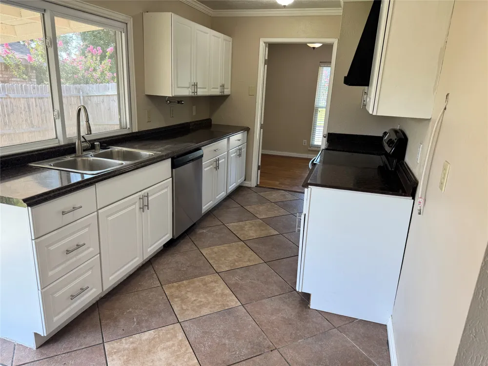 9113 Willowbrook Drive Rowlett, TX 75088