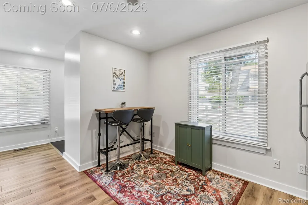 9597 Harbour Cove Court #105 Ypsilanti Charter Township, MI 48197