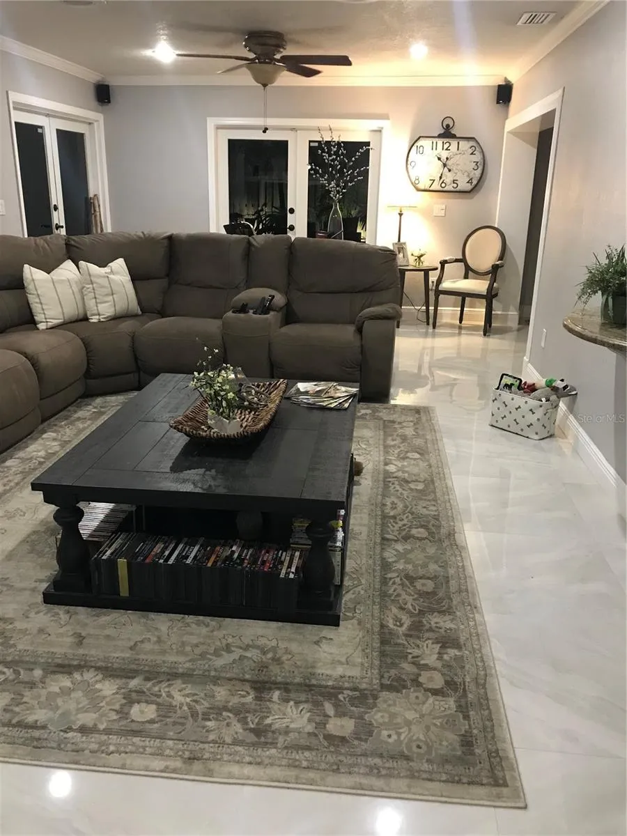 14821 PALMETTO PALM AVENUE Miami Lakes, FL 33014