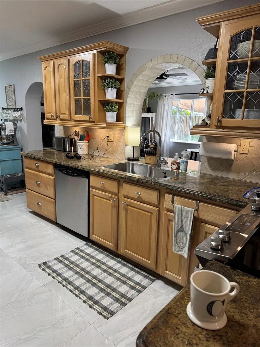 14821 PALMETTO PALM AVENUE Miami Lakes, FL 33014