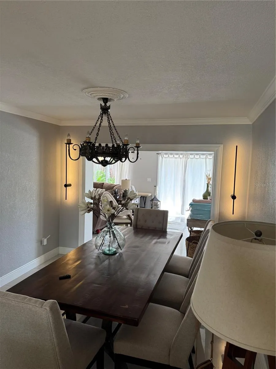 14821 PALMETTO PALM AVENUE Miami Lakes, FL 33014