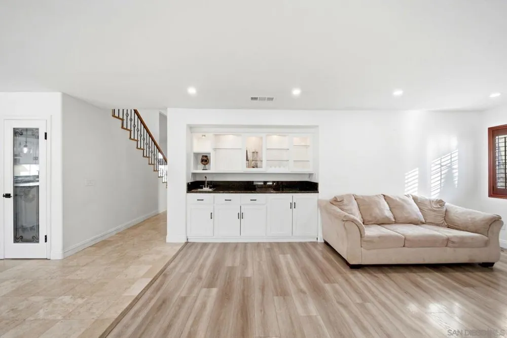 5771 Casa Grande Bonita, CA 91902