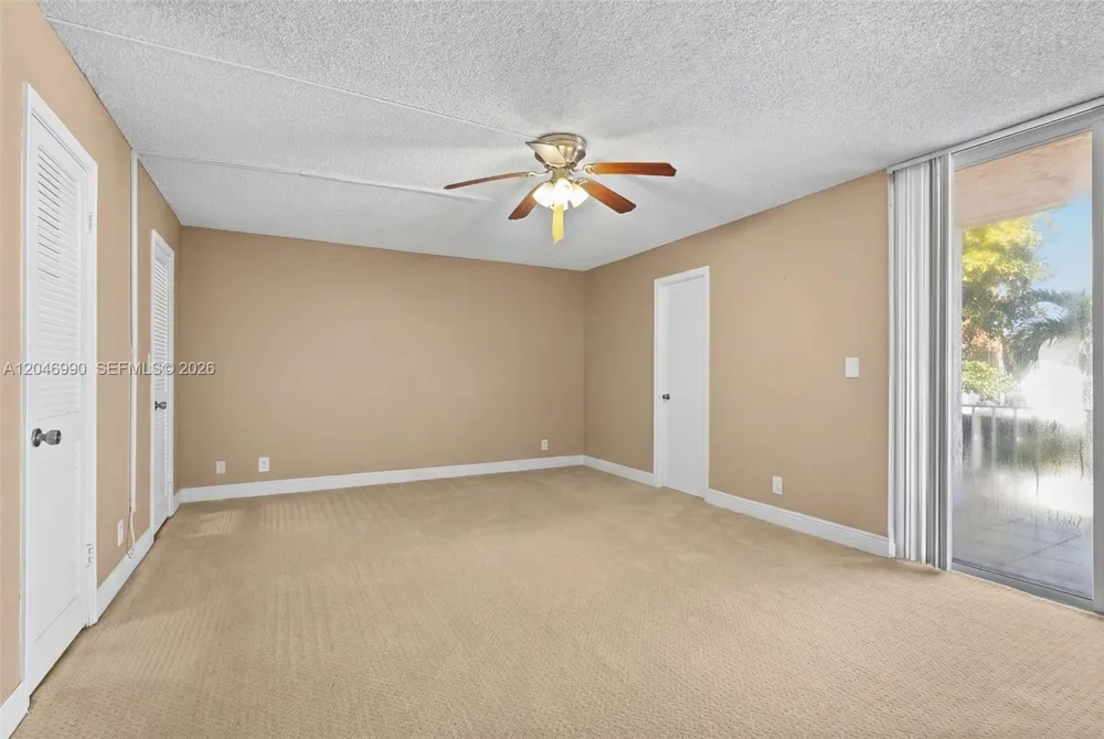801 NE 27th Ave Hallandale Beach, FL 33009