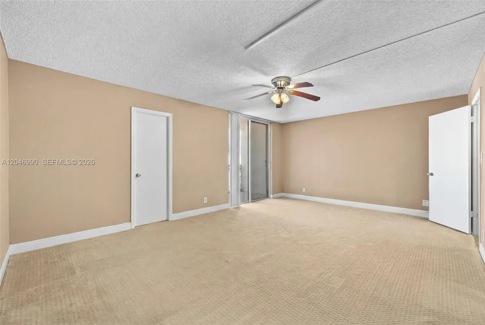 801 NE 27th Ave Hallandale Beach, FL 33009