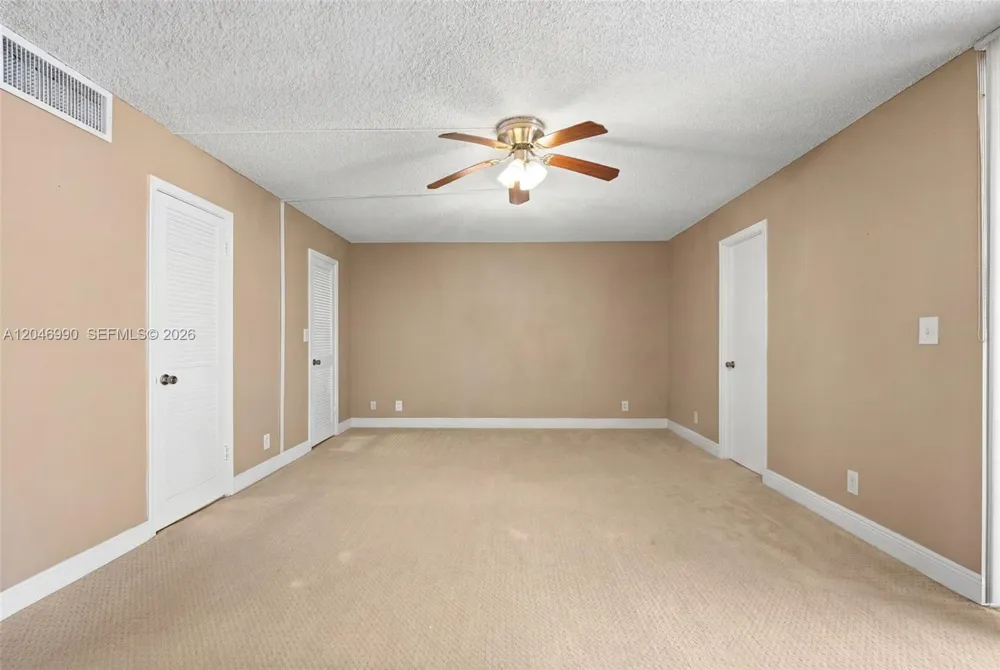801 NE 27th Ave Hallandale Beach, FL 33009