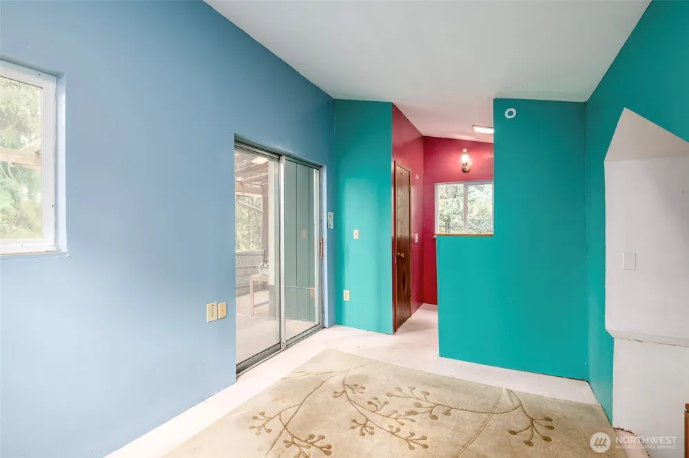 1207 E Madrona Boulevard NW Lakebay, WA 98349