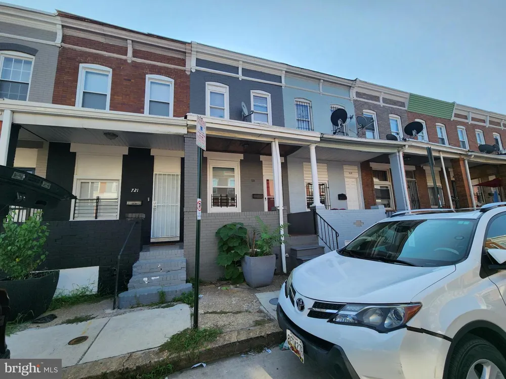 719 CURLEY STREET Baltimore, MD 21205