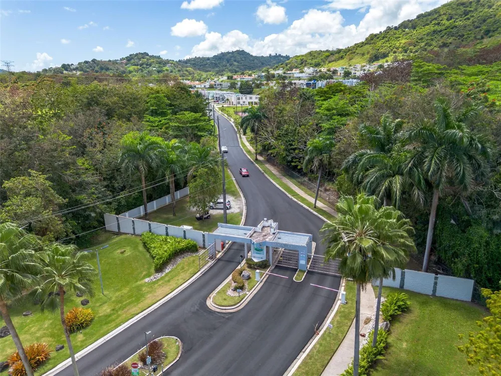 Camino del Miradero 09 Humacao, PR 00791