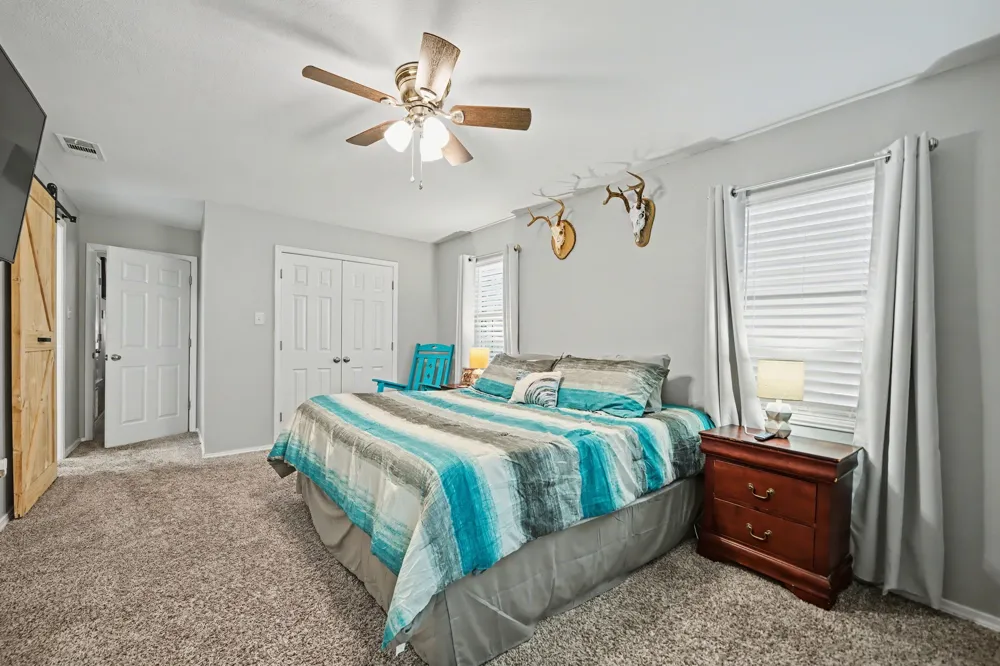 762 Oak Leaf Trail East Tawakoni, TX 75472