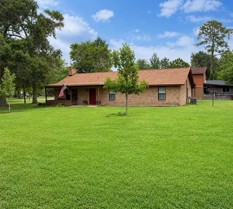 4902 Magnolia Lane