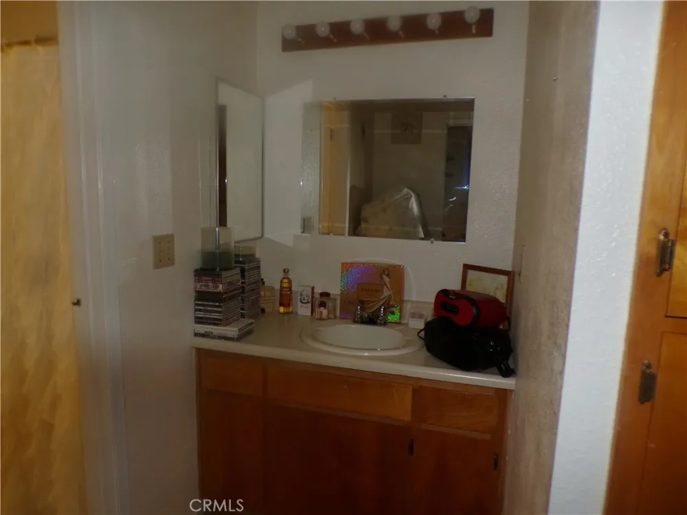 15906 33rd Clearlake, CA 95422
