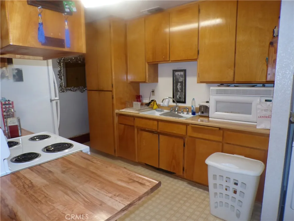 15906 33rd Clearlake, CA 95422