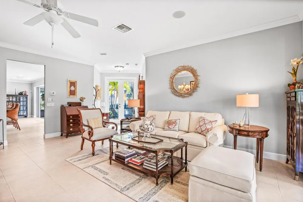 224 Oak Hammock Circle SW Vero Beach, FL 32962
