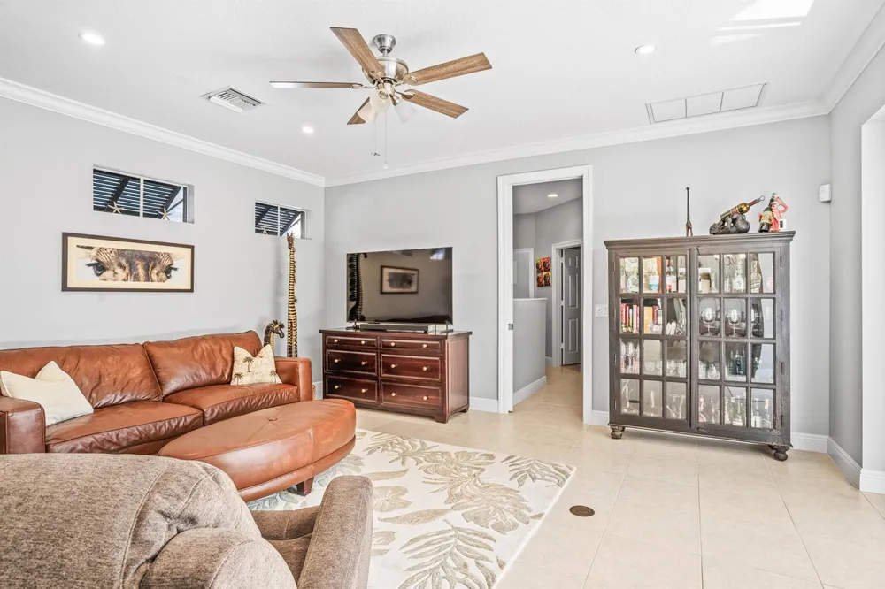 224 Oak Hammock Circle SW Vero Beach, FL 32962