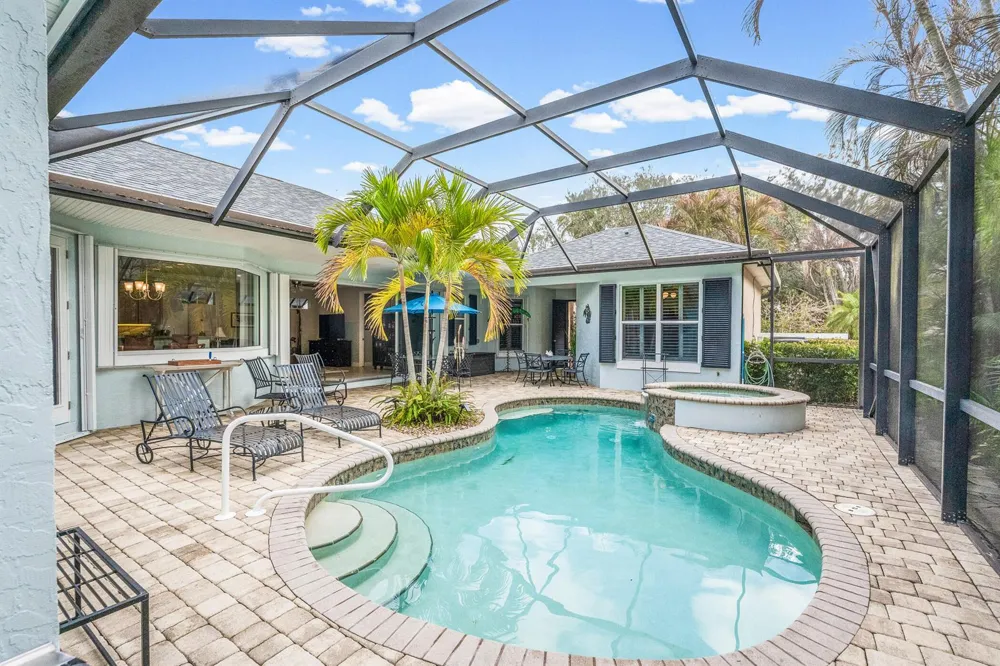 224 Oak Hammock Circle SW Vero Beach, FL 32962