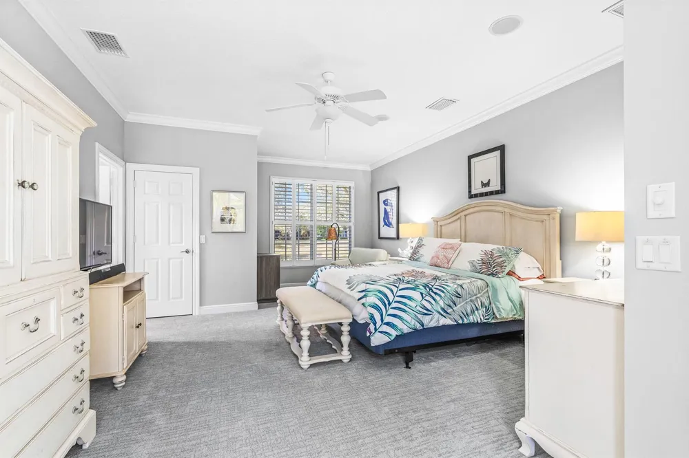 224 Oak Hammock Circle SW Vero Beach, FL 32962