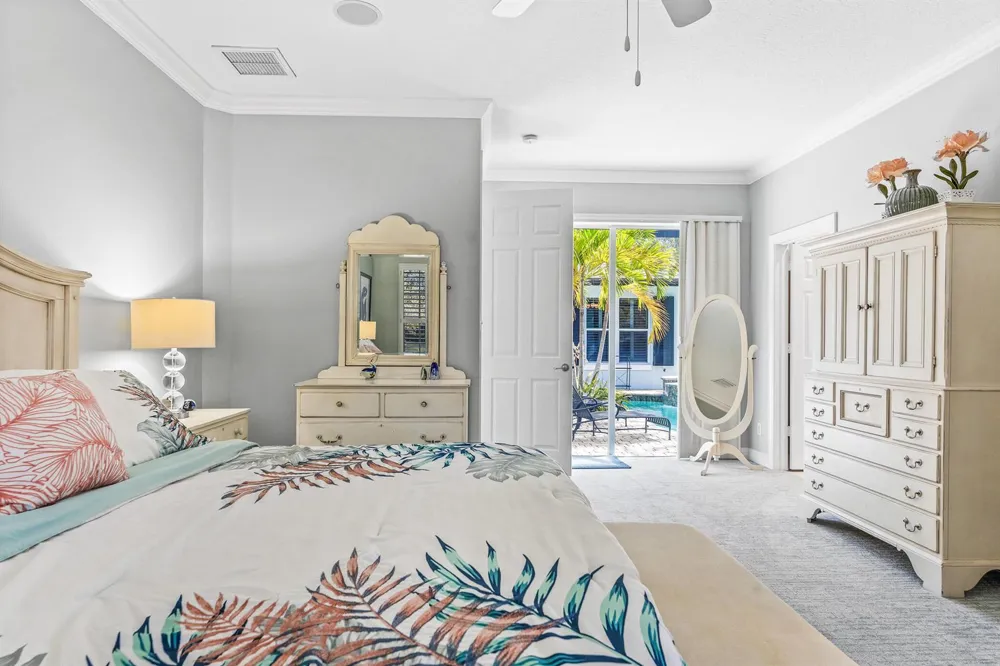 224 Oak Hammock Circle SW Vero Beach, FL 32962