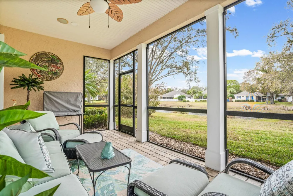 224 Oak Hammock Circle SW Vero Beach, FL 32962