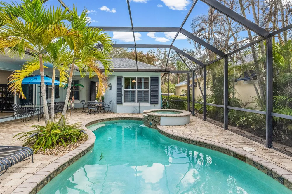 224 Oak Hammock Circle SW Vero Beach, FL 32962