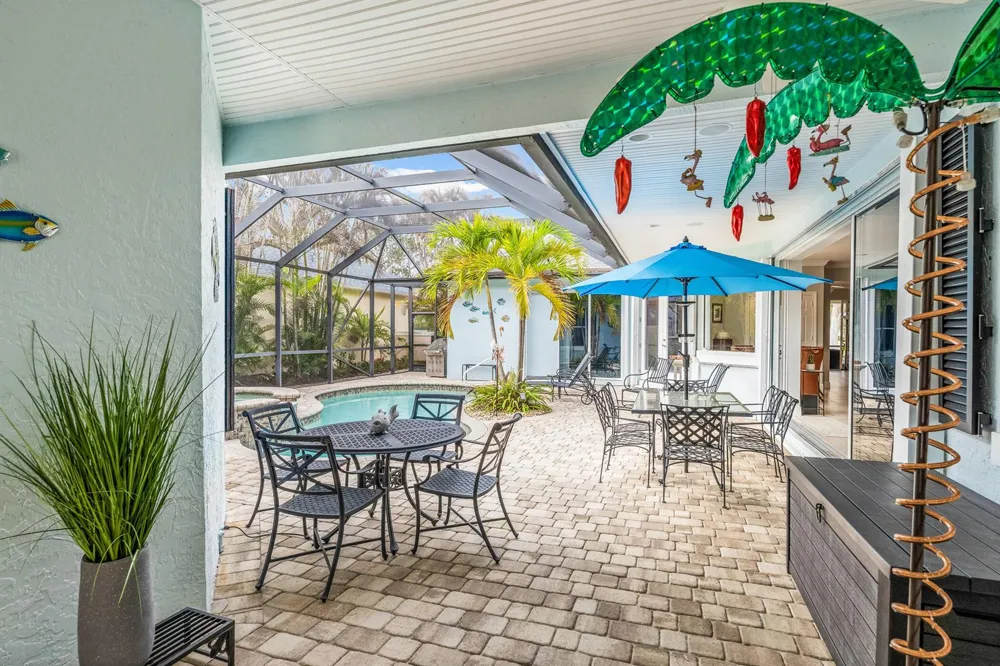 224 Oak Hammock Circle SW Vero Beach, FL 32962
