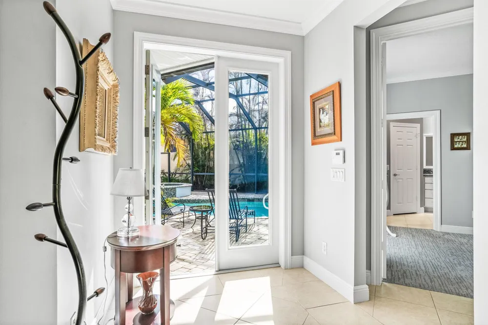 224 Oak Hammock Circle SW Vero Beach, FL 32962