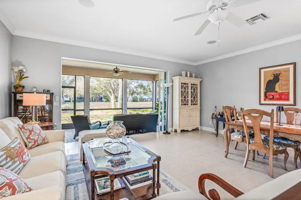 224 Oak Hammock Circle SW Vero Beach, FL 32962
