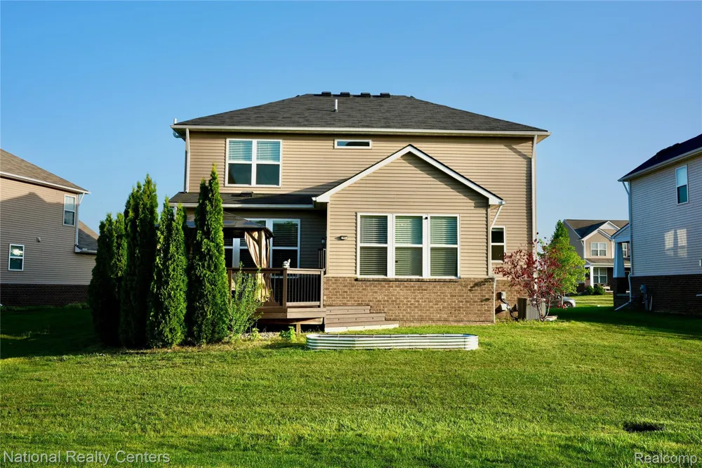 58180 Jonagold Lane Lyon Charter Township, MI 48165