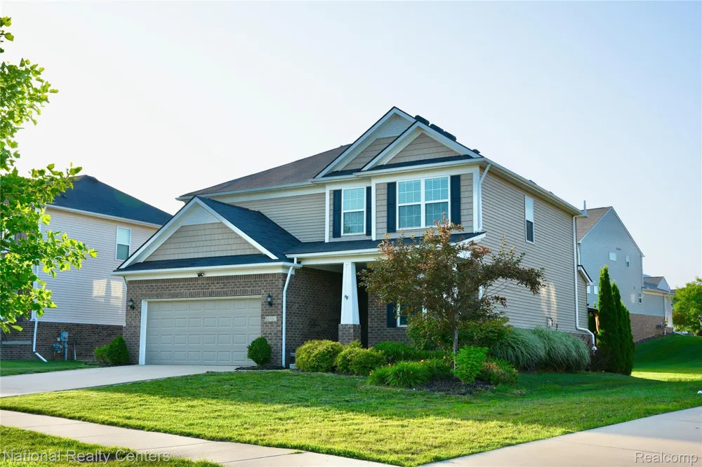 58180 Jonagold Lane Lyon Charter Township, MI 48165