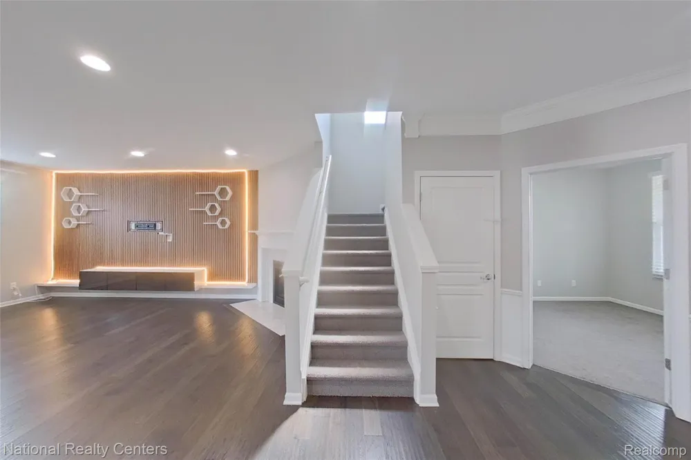 58180 Jonagold Lane Lyon Charter Township, MI 48165