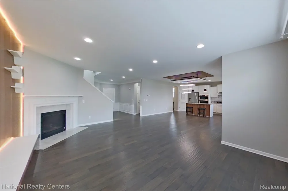 58180 Jonagold Lane Lyon Charter Township, MI 48165