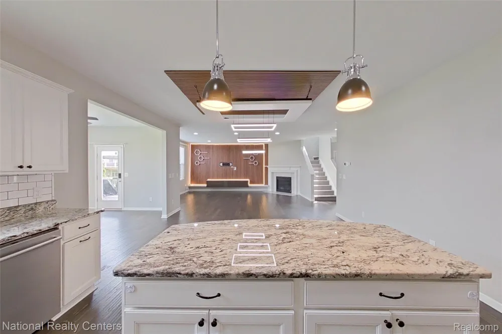 58180 Jonagold Lane Lyon Charter Township, MI 48165