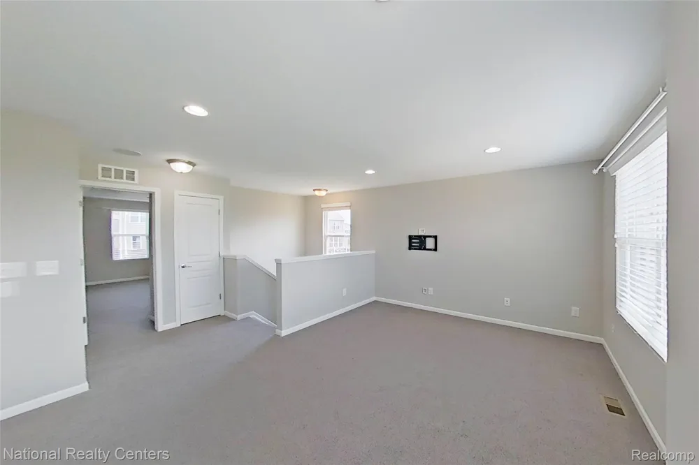 58180 Jonagold Lane Lyon Charter Township, MI 48165