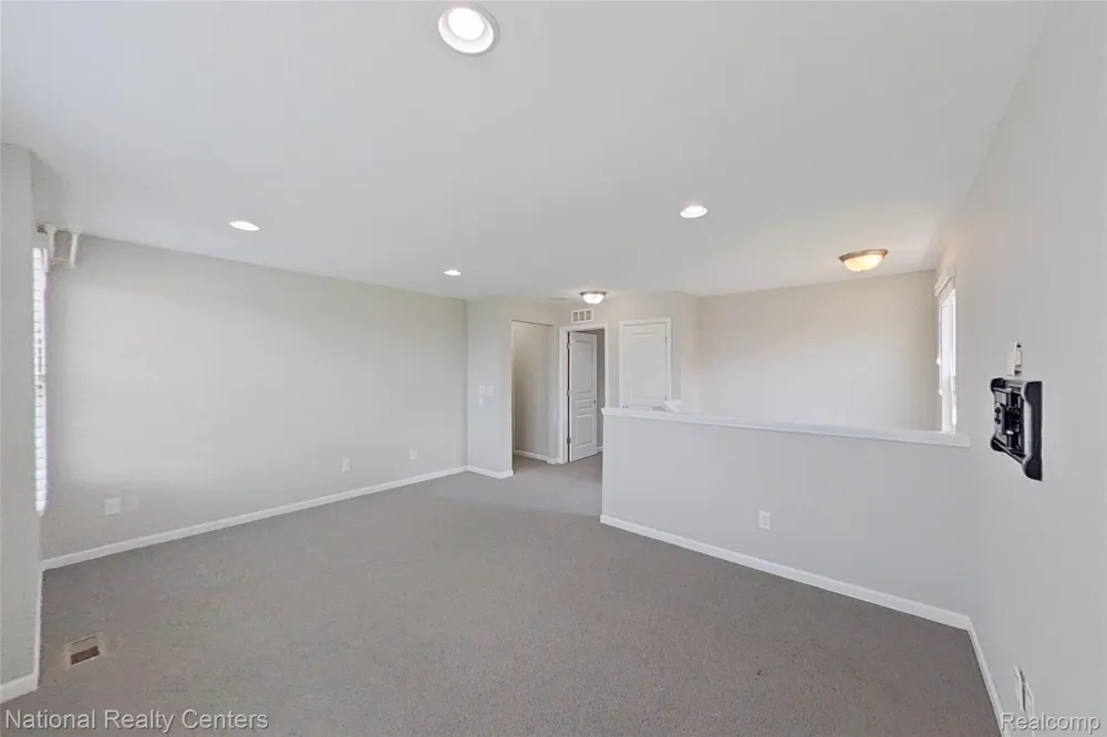 58180 Jonagold Lane Lyon Charter Township, MI 48165